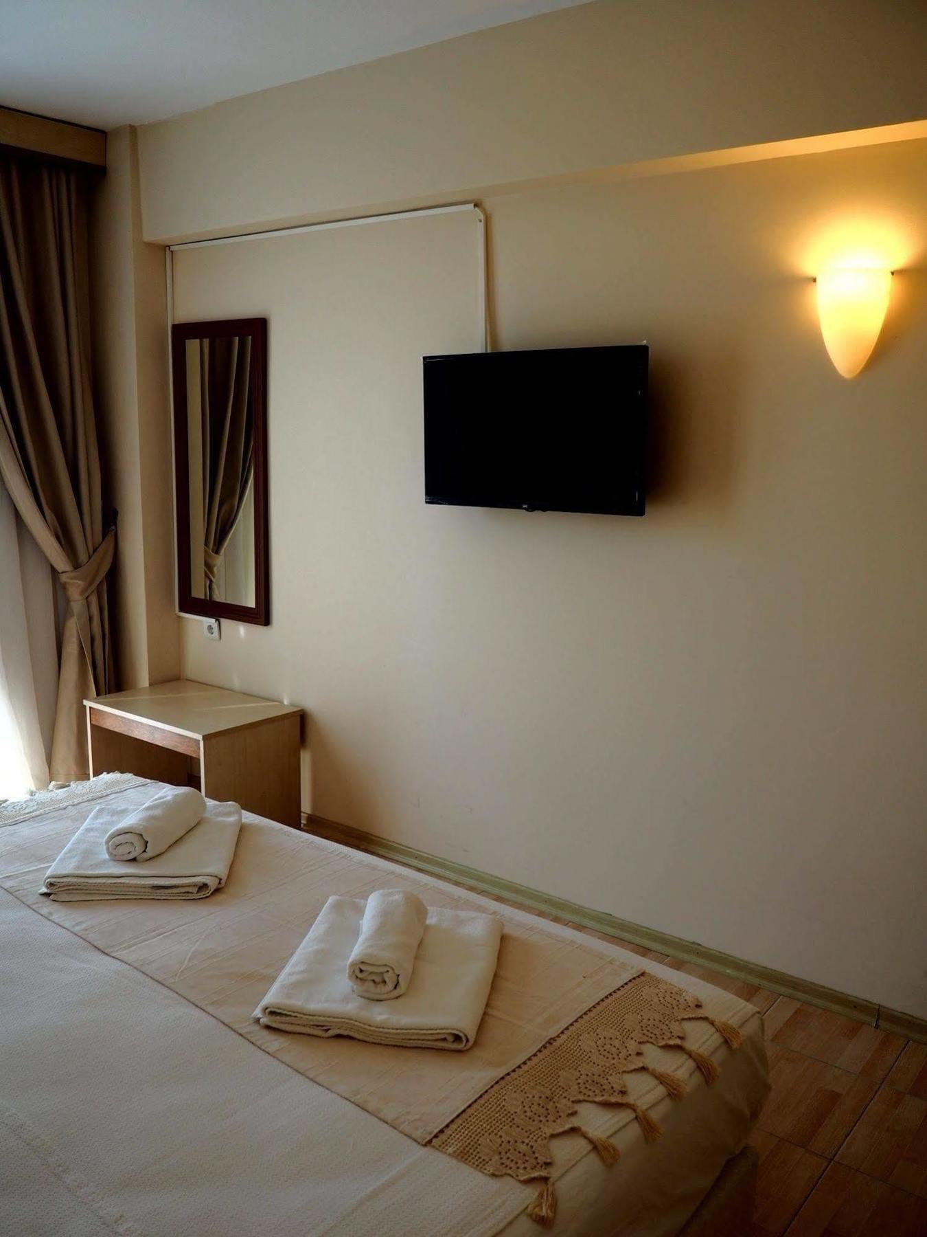 Çeşme Atlas Apart Hotel מראה חיצוני תמונה